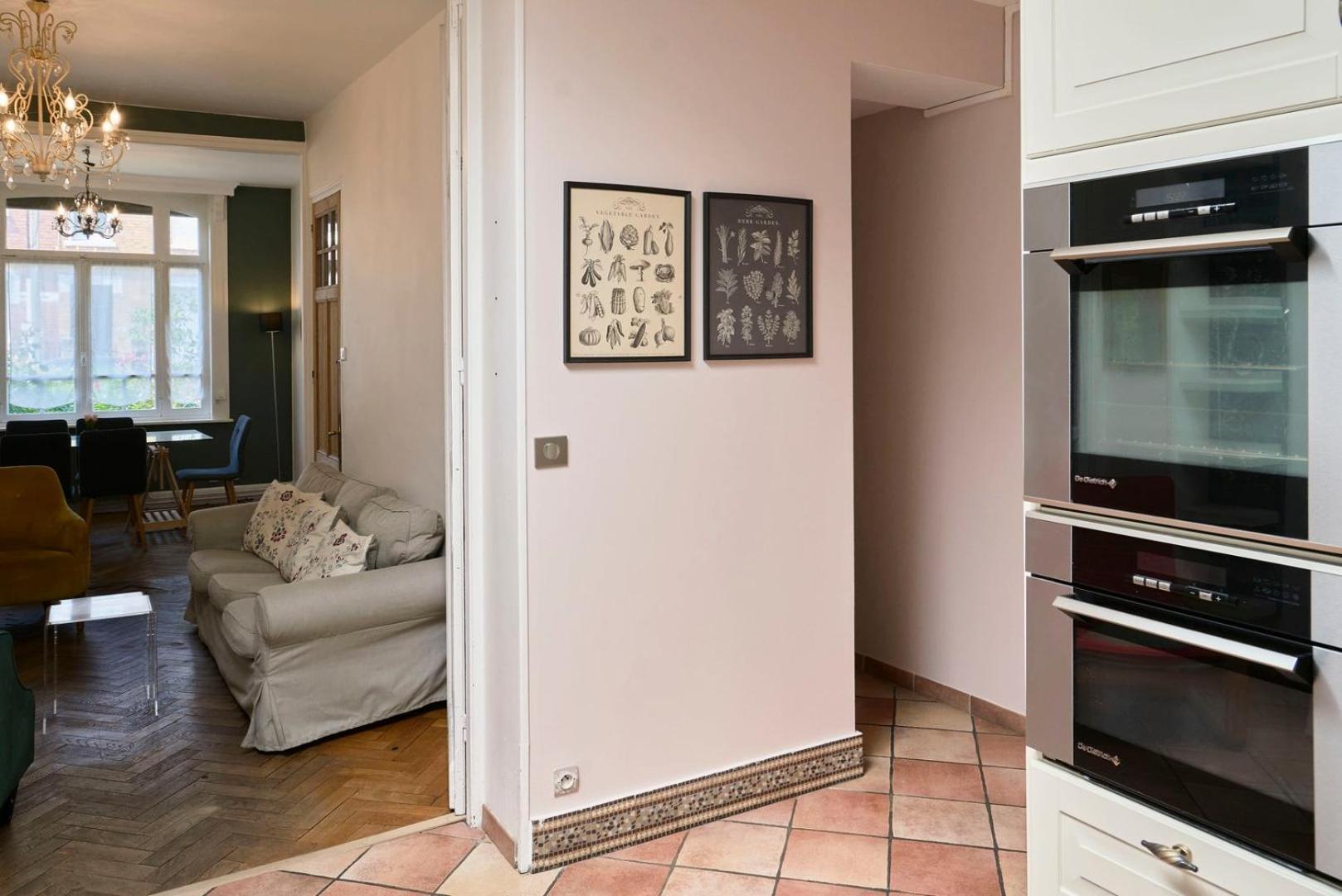 Appartamento Beautiful 1900 House Full Equipped, 4Bdrm+ Garden! Lambersart Esterno foto