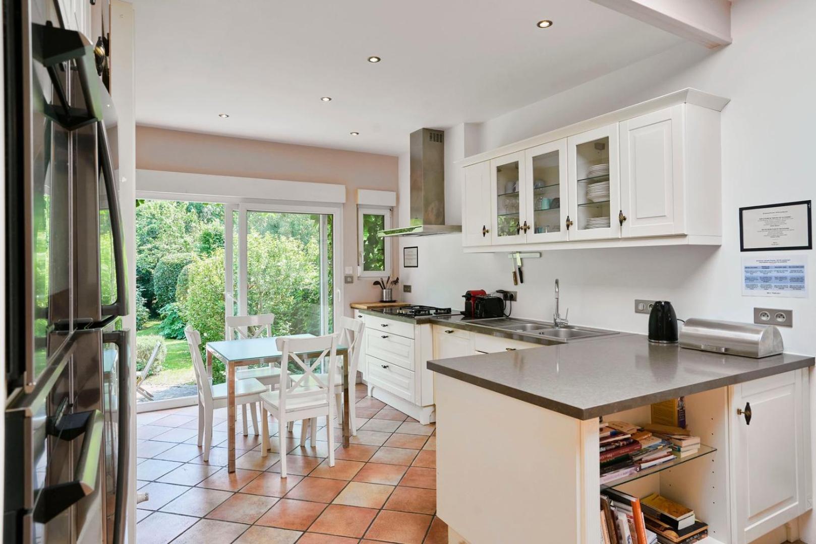 Appartamento Beautiful 1900 House Full Equipped, 4Bdrm+ Garden! Lambersart Esterno foto